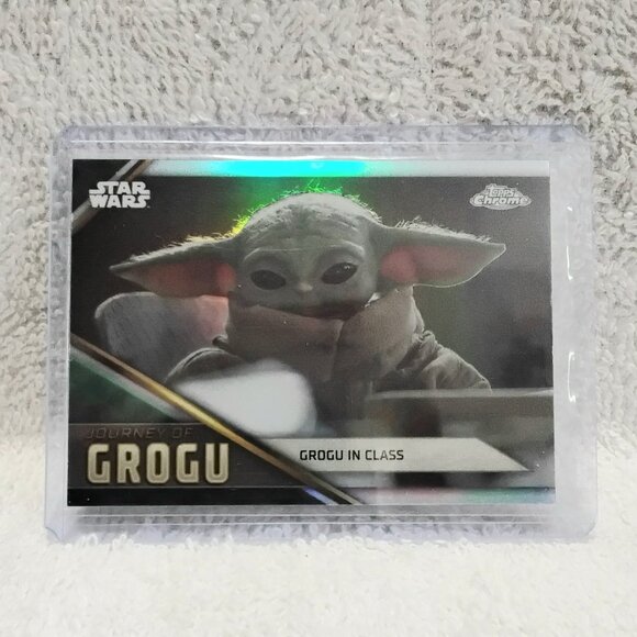 3/$25 Mint 2023.Topps Chrome Journey of Grogu Star Wars Refractor Card JG-11!! - Picture 1 of 2